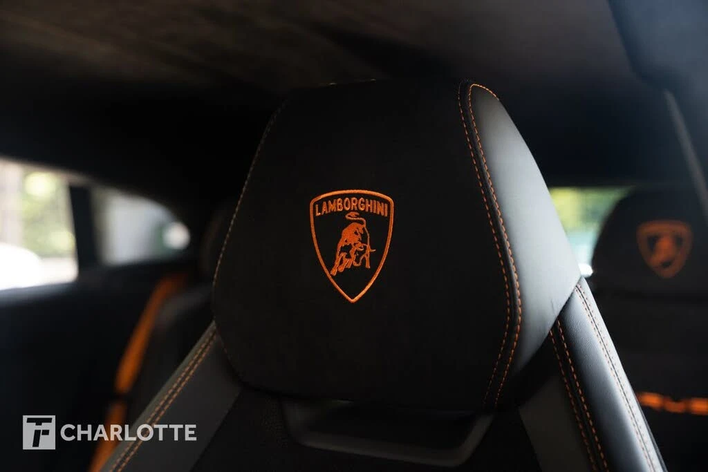 2023 Lamborghini Urus Performante - Image 22 of 31