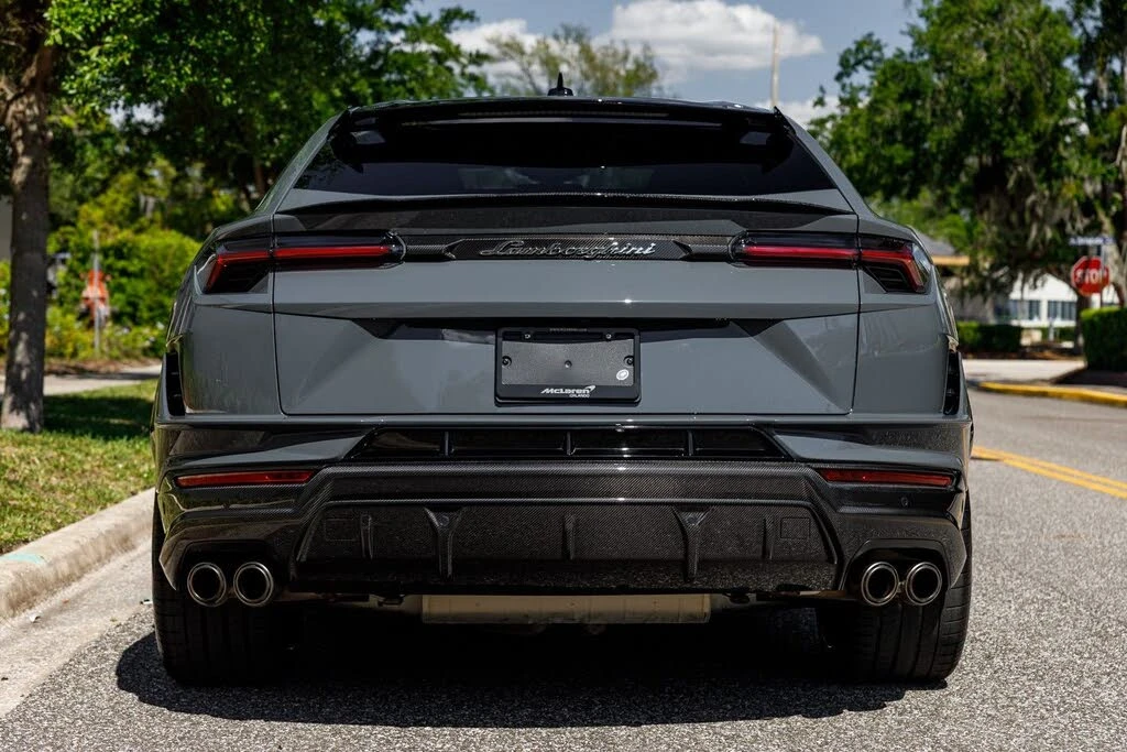 2023 Lamborghini Urus Performante - Image 13 of 31