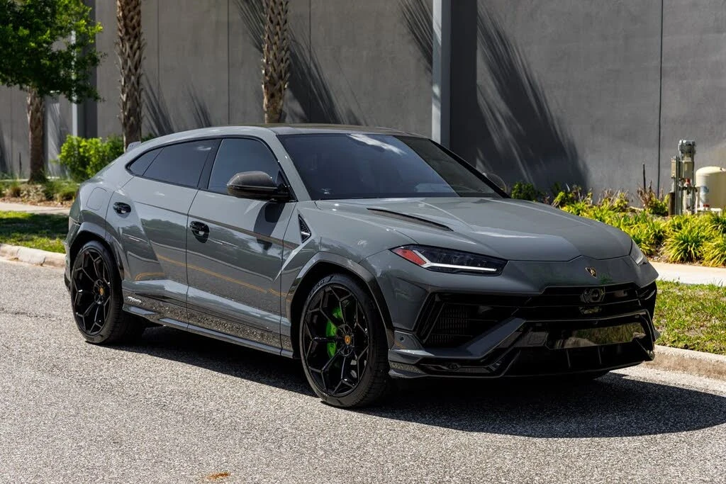2023 Lamborghini Urus Performante - Image 9 of 31