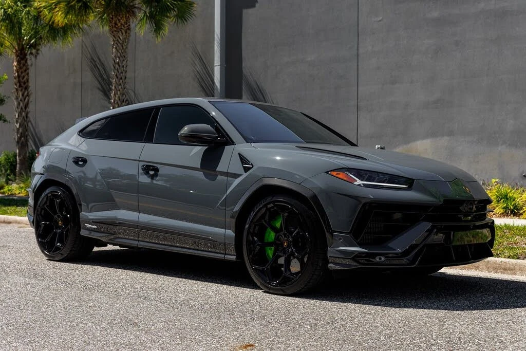 2023 Lamborghini Urus Performante - Image 24 of 31