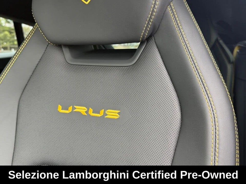 2023 Lamborghini Urus Performante - Image 28 of 31