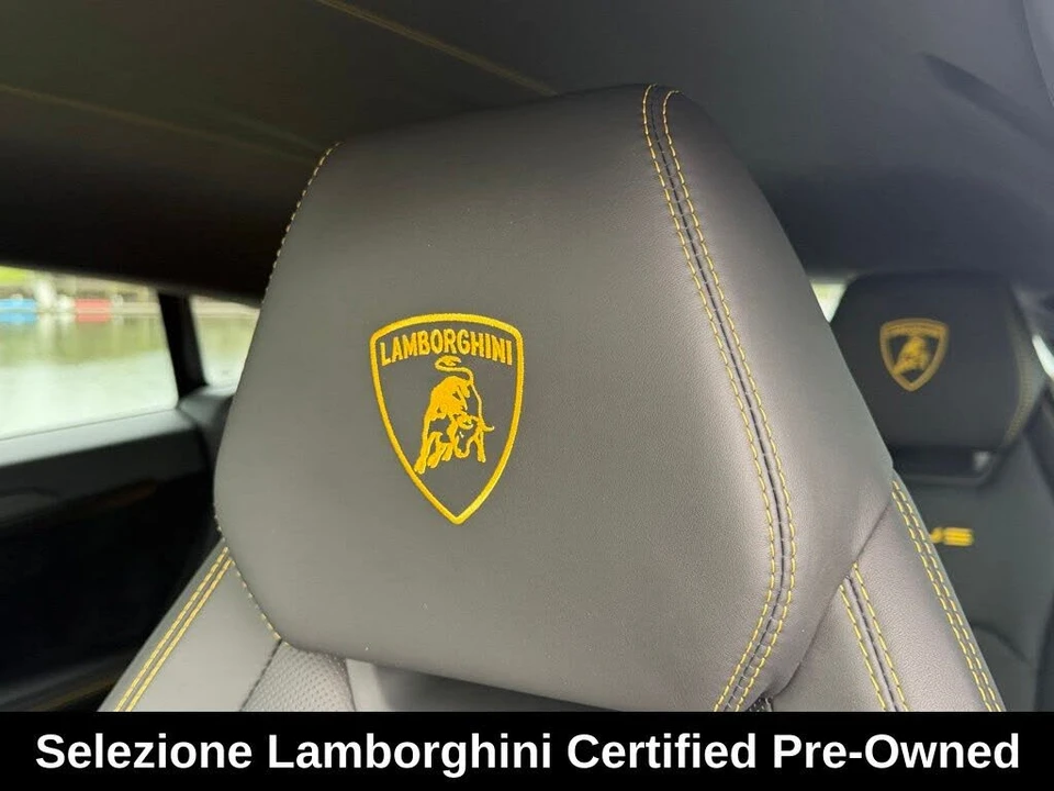 2023 Lamborghini Urus Performante - Image 27 of 31