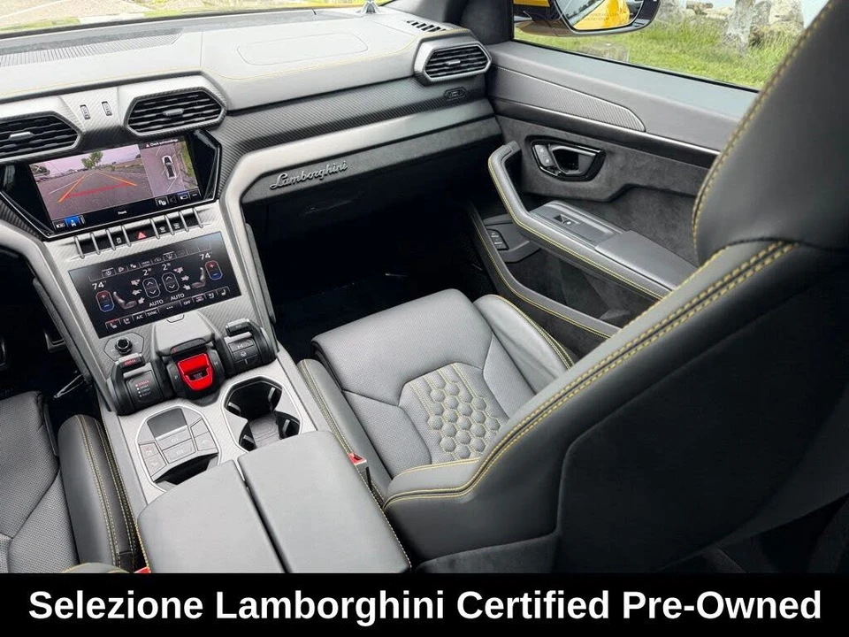 2023 Lamborghini Urus Performante - Image 31 of 31
