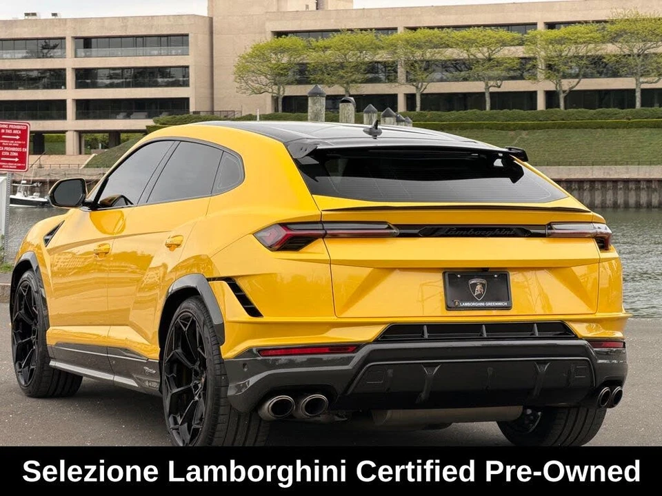 2023 Lamborghini Urus Performante - Image 3 of 31