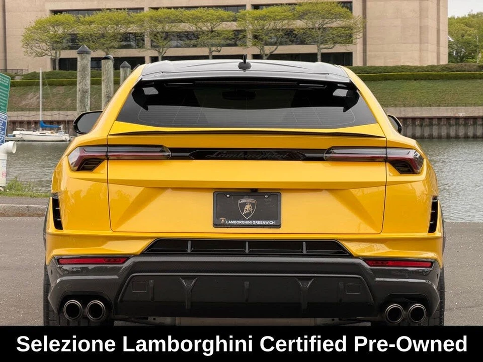 2023 Lamborghini Urus Performante - Image 4 of 31