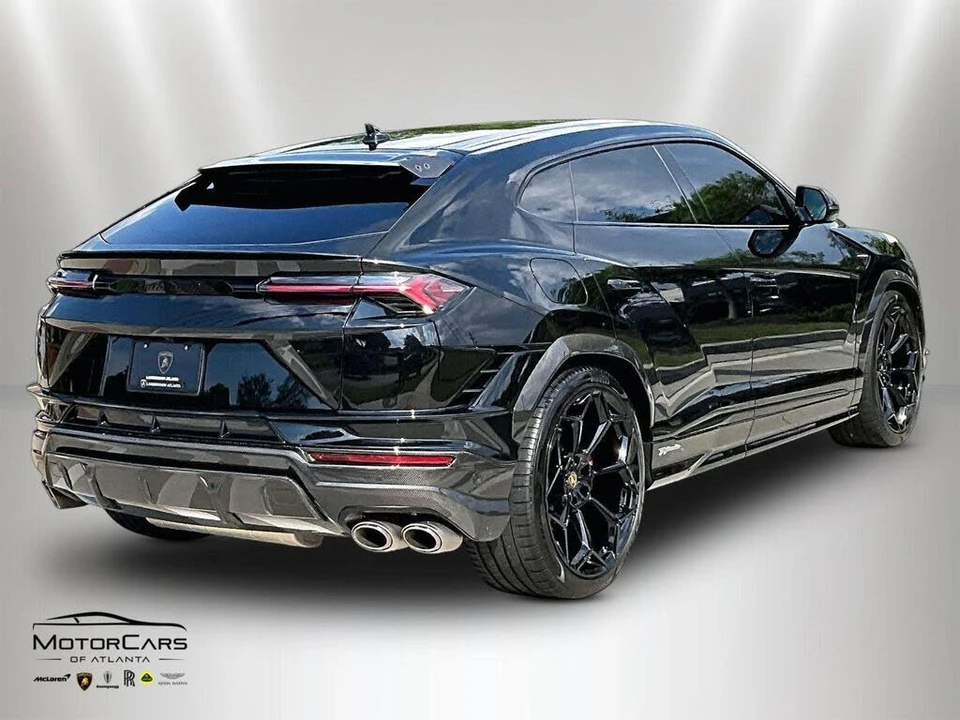 2023 Lamborghini Urus Performante - Image 11 of 31