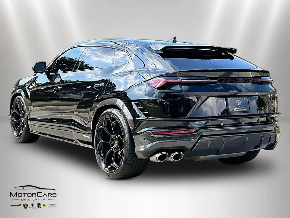 2023 Lamborghini Urus Performante - Image 10 of 31