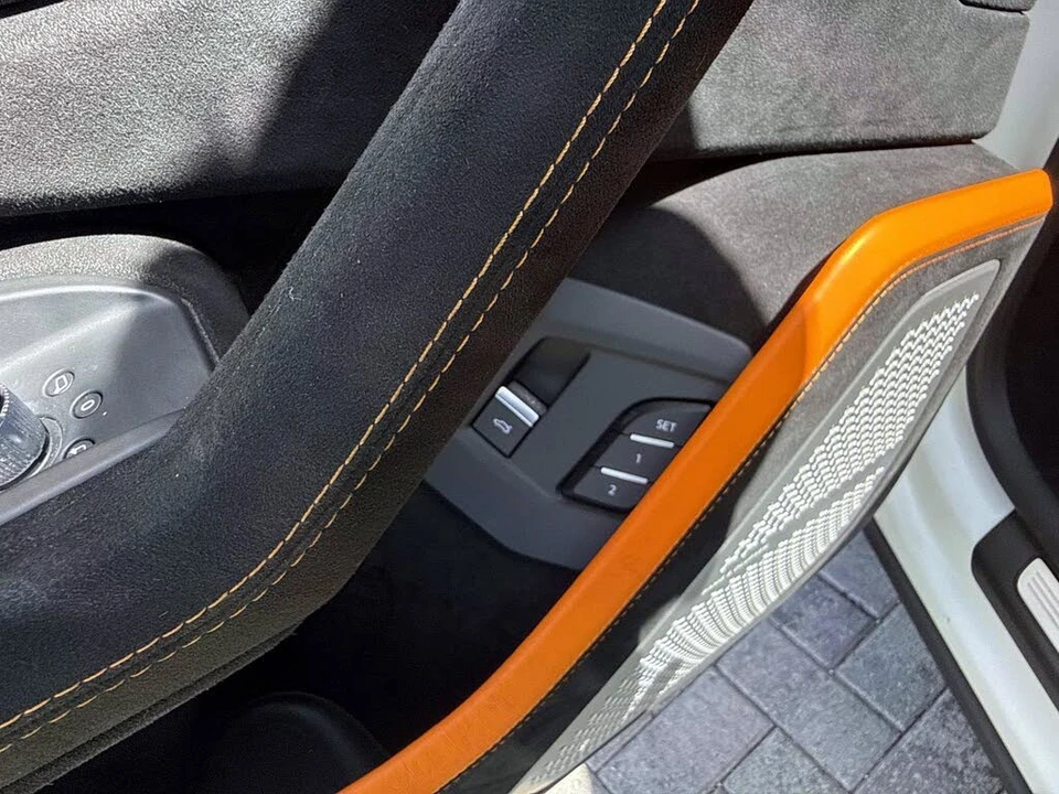 2023 Lamborghini Urus Performante - Image 19 of 31
