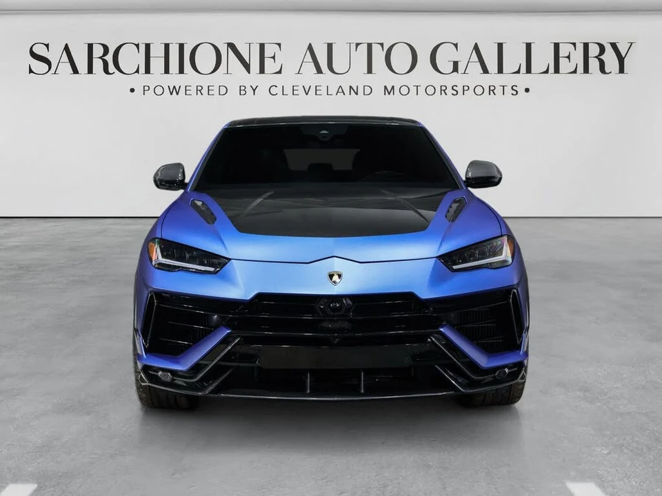 2023 Lamborghini Urus Performante - Image 13 of 31