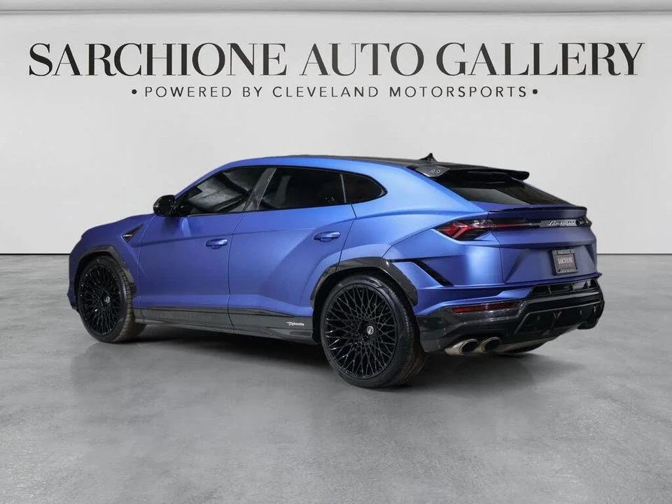 2023 Lamborghini Urus Performante - Image 2 of 31