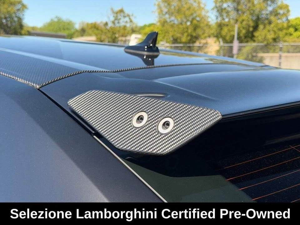 2023 Lamborghini Urus Performante - Image 20 of 31