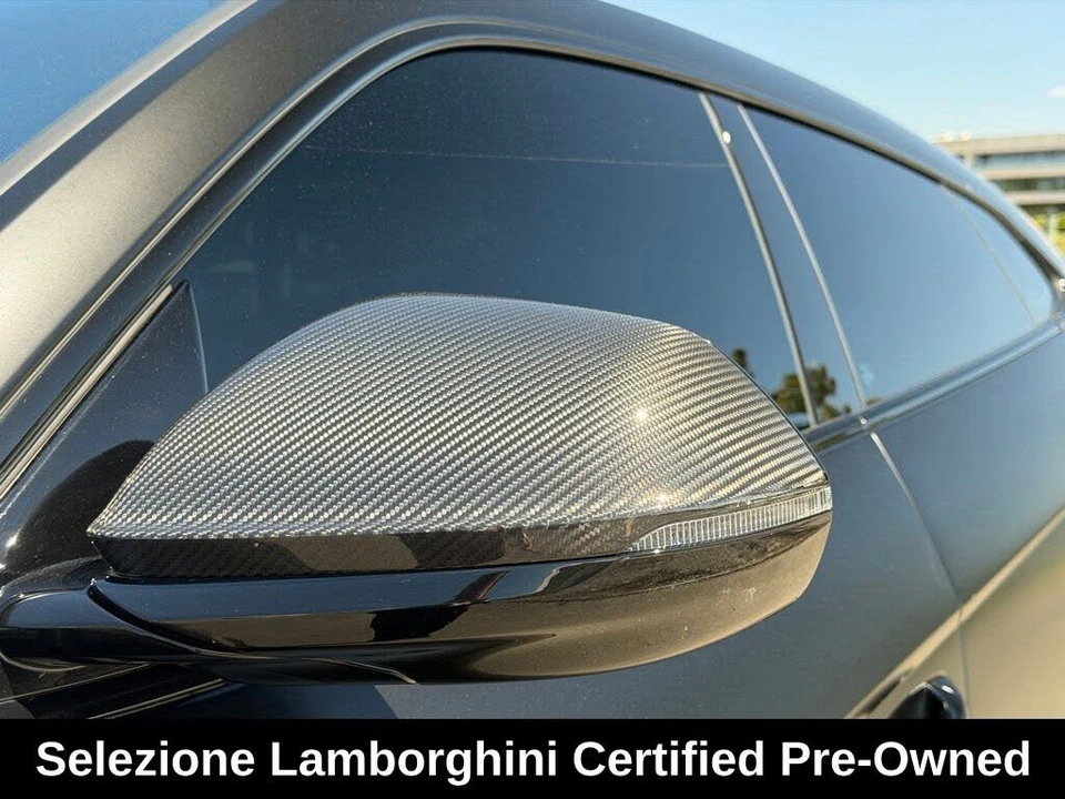 2023 Lamborghini Urus Performante - Image 12 of 31