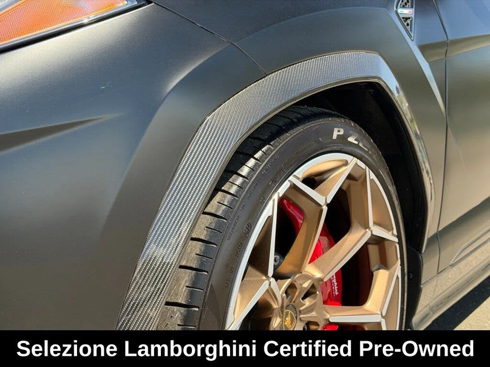 2023 Lamborghini Urus Performante - Image 11 of 31