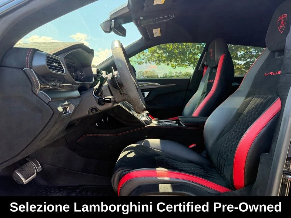 2023 Lamborghini Urus Performante - Image 23 of 31