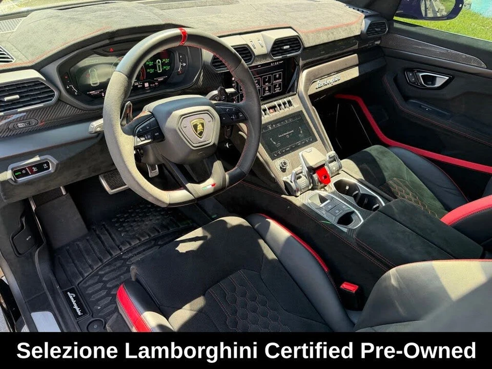 2023 Lamborghini Urus Performante - Image 24 of 31