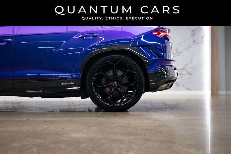 2023 Lamborghini Urus Performante - Image 8 of 31