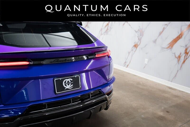 2023 Lamborghini Urus Performante - Image 28 of 31