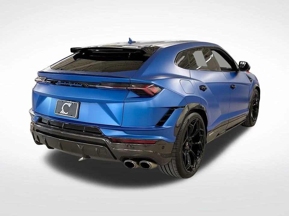 2023 Lamborghini Urus Performante - Image 5 of 31