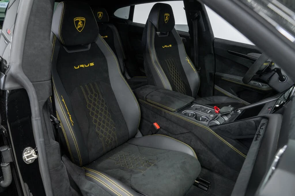 2023 Lamborghini Urus Performante - Image 23 of 31