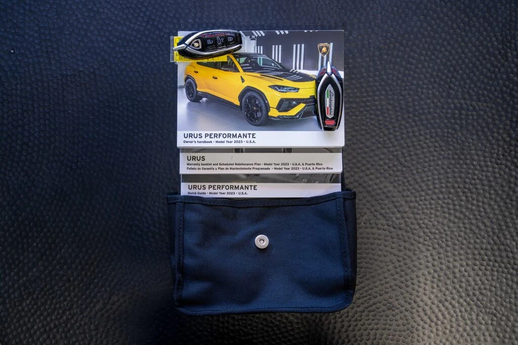 2023 Lamborghini Urus Performante - Image 20 of 31