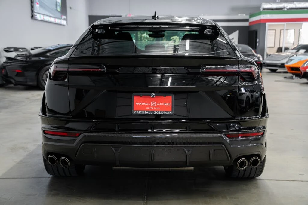 2023 Lamborghini Urus Performante - Image 7 of 31