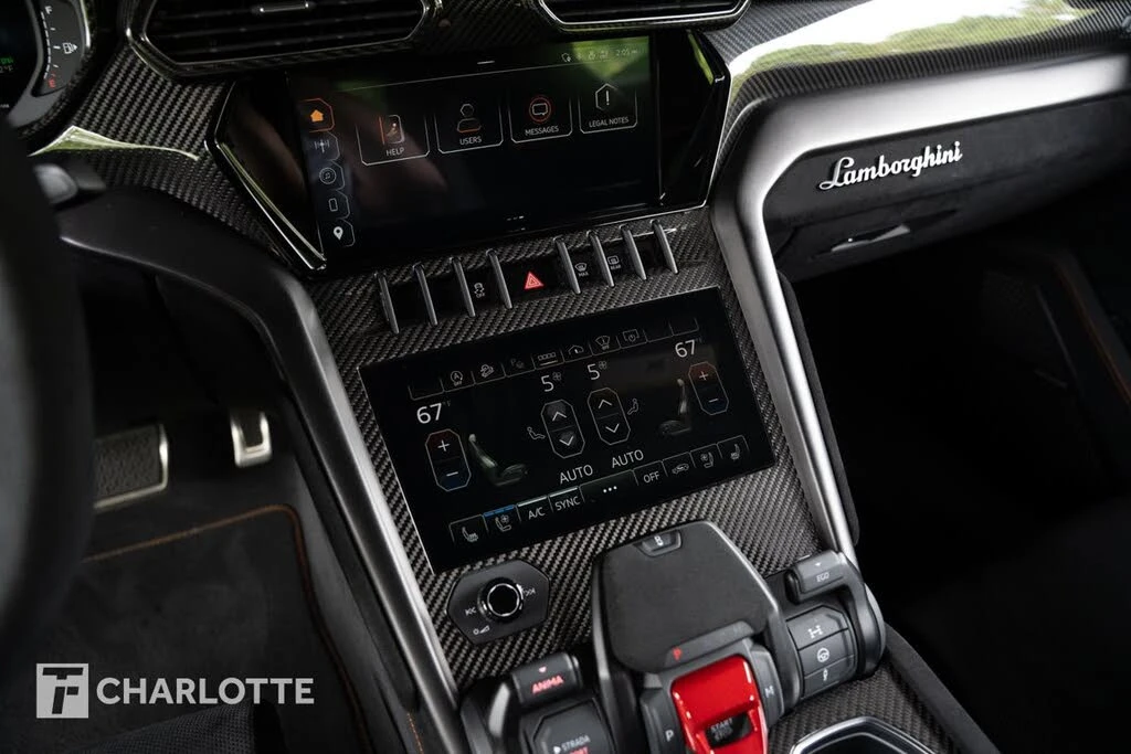 2023 Lamborghini Urus Performante - Image 28 of 31
