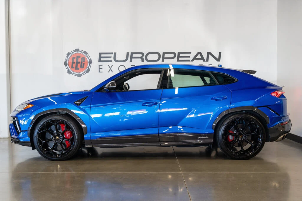 2023 Lamborghini Urus Performante - Image 5 of 31