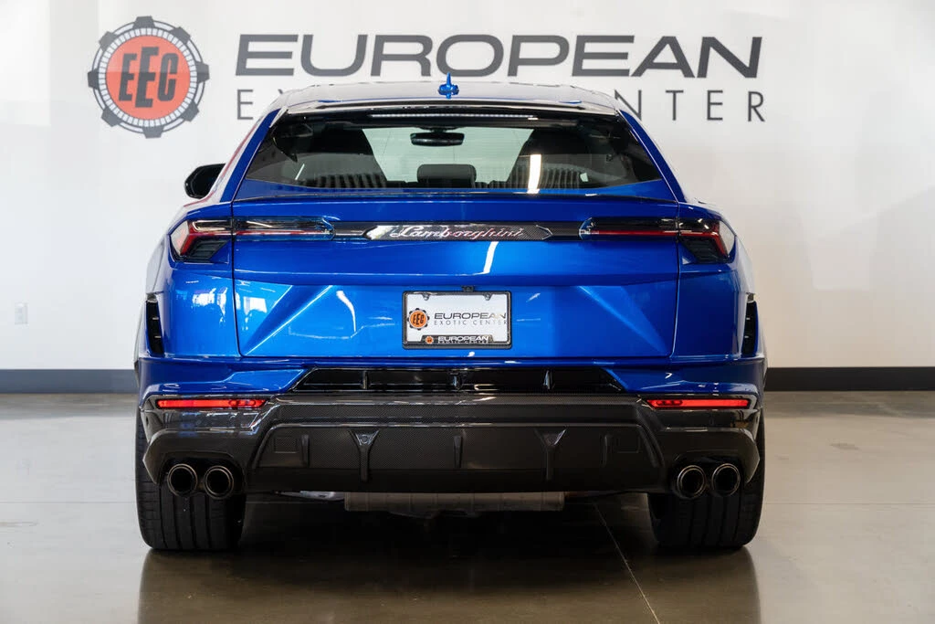 2023 Lamborghini Urus Performante - Image 19 of 31