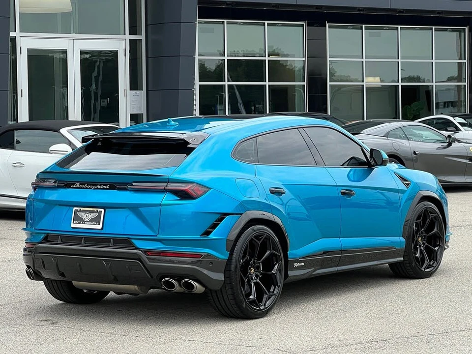 2023 Lamborghini Urus Performante - Image 11 of 31