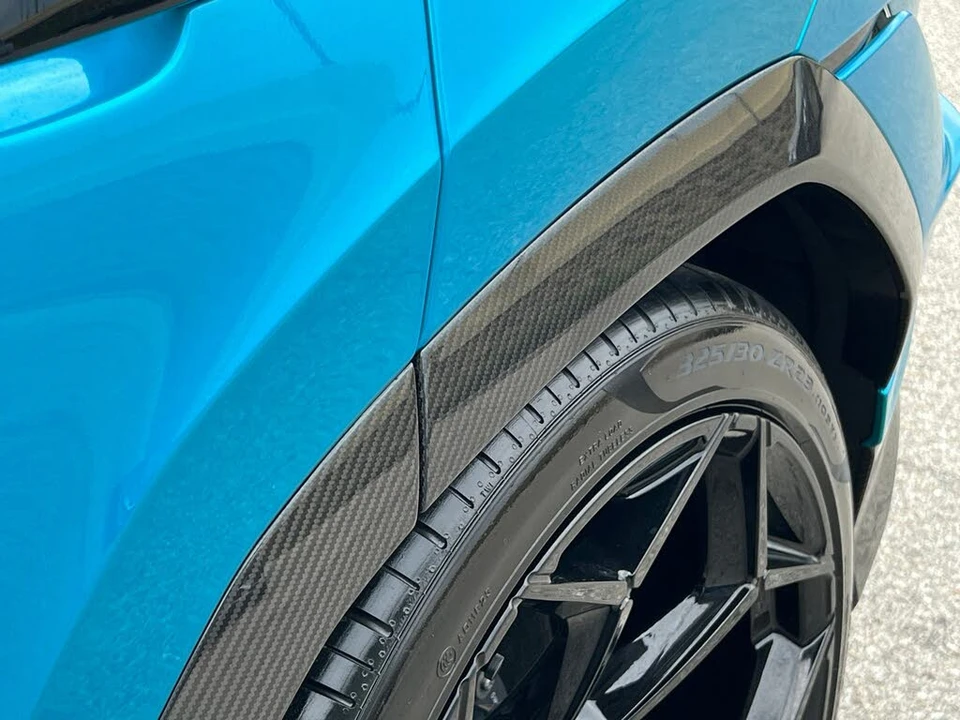 2023 Lamborghini Urus Performante - Image 15 of 31