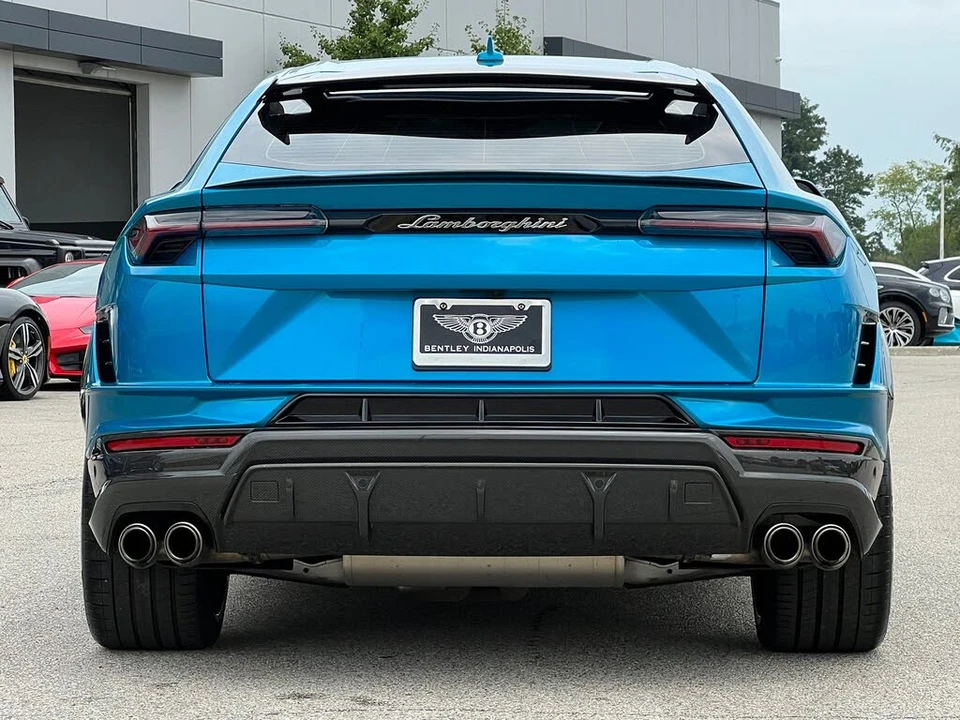 2023 Lamborghini Urus Performante - Image 4 of 31