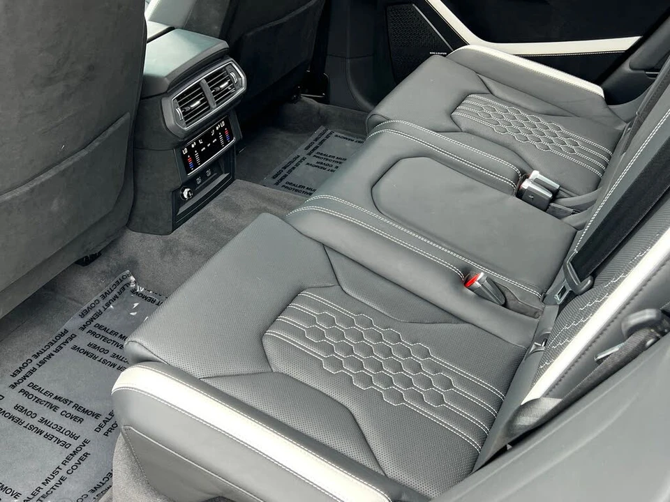 2023 Lamborghini Urus Performante - Image 25 of 31