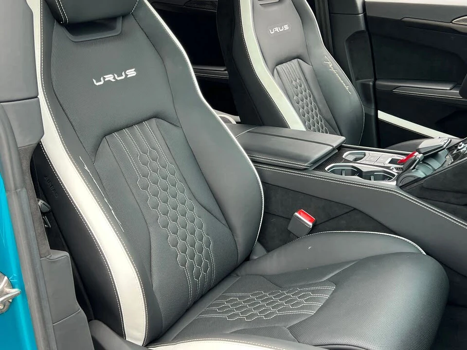 2023 Lamborghini Urus Performante - Image 21 of 31