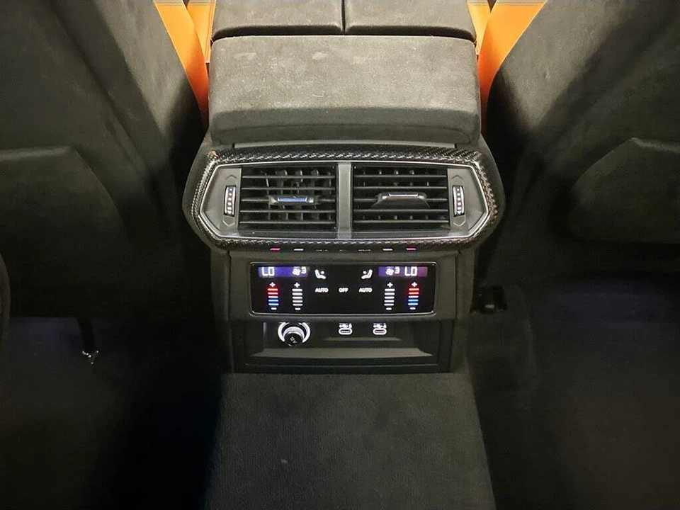 2023 Lamborghini Urus Performante - Image 28 of 31
