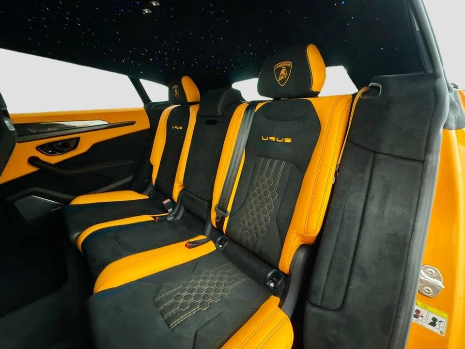 2023 Lamborghini Urus Performante - Image 26 of 31