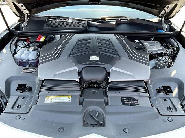 2023 Lamborghini Urus Performante - Image 29 of 31