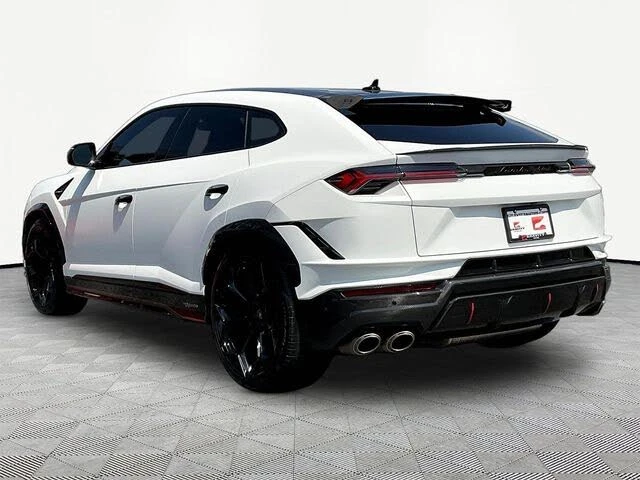 2023 Lamborghini Urus Performante - Image 5 of 31