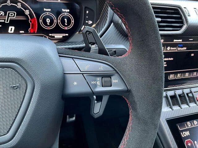 2023 Lamborghini Urus Performante - Image 14 of 31