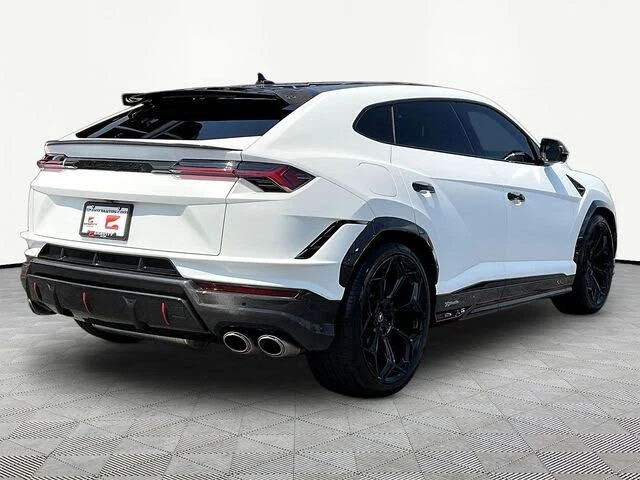 2023 Lamborghini Urus Performante - Image 7 of 31