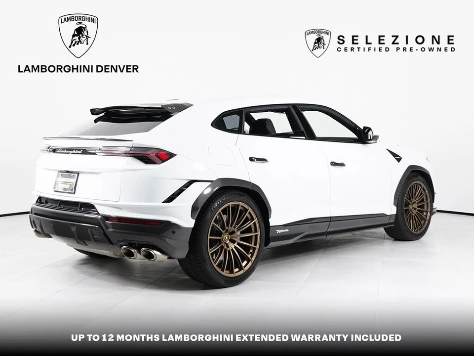 2023 Lamborghini Urus Performante - Image 8 of 31