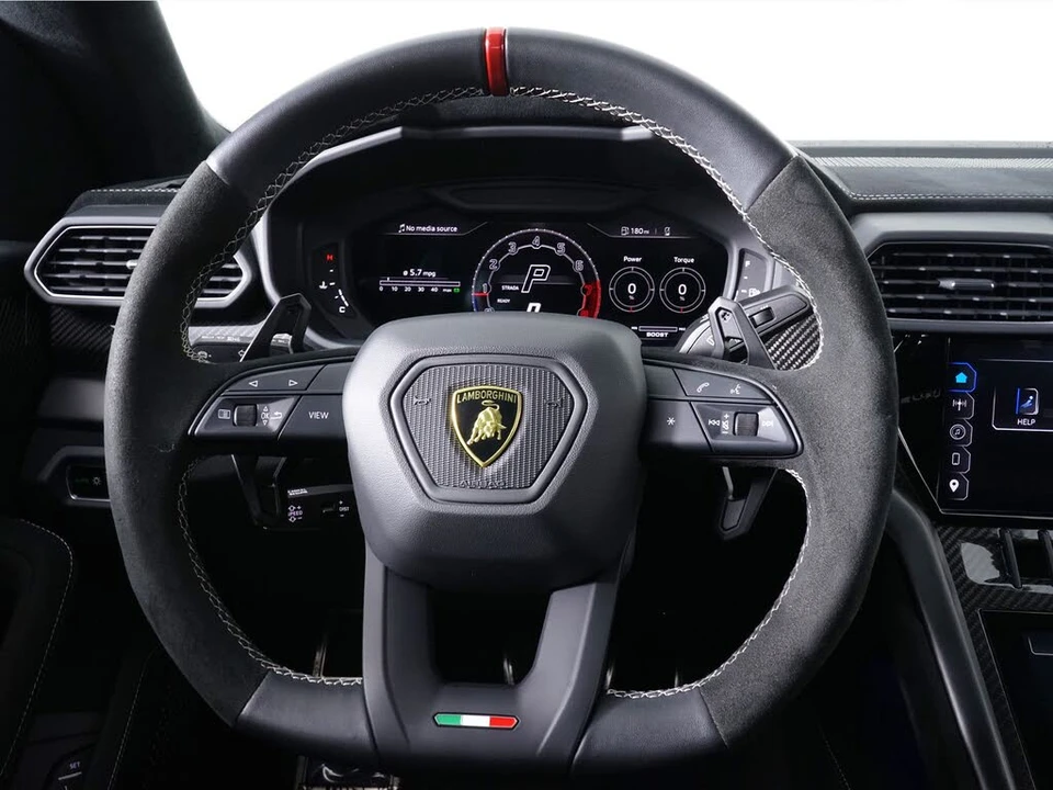 2023 Lamborghini Urus Performante - Image 20 of 31