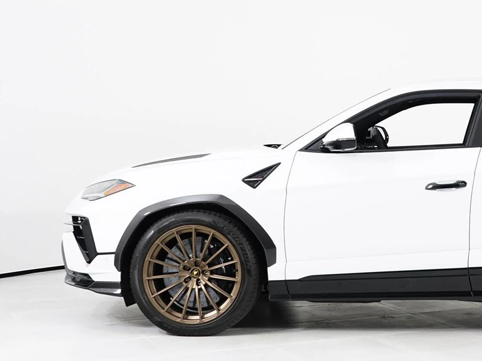 2023 Lamborghini Urus Performante - Image 11 of 31
