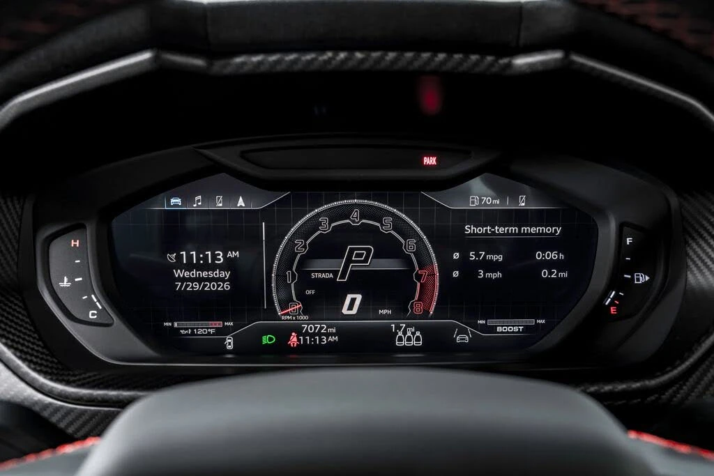 2023 Lamborghini Urus Performante - Image 16 of 31