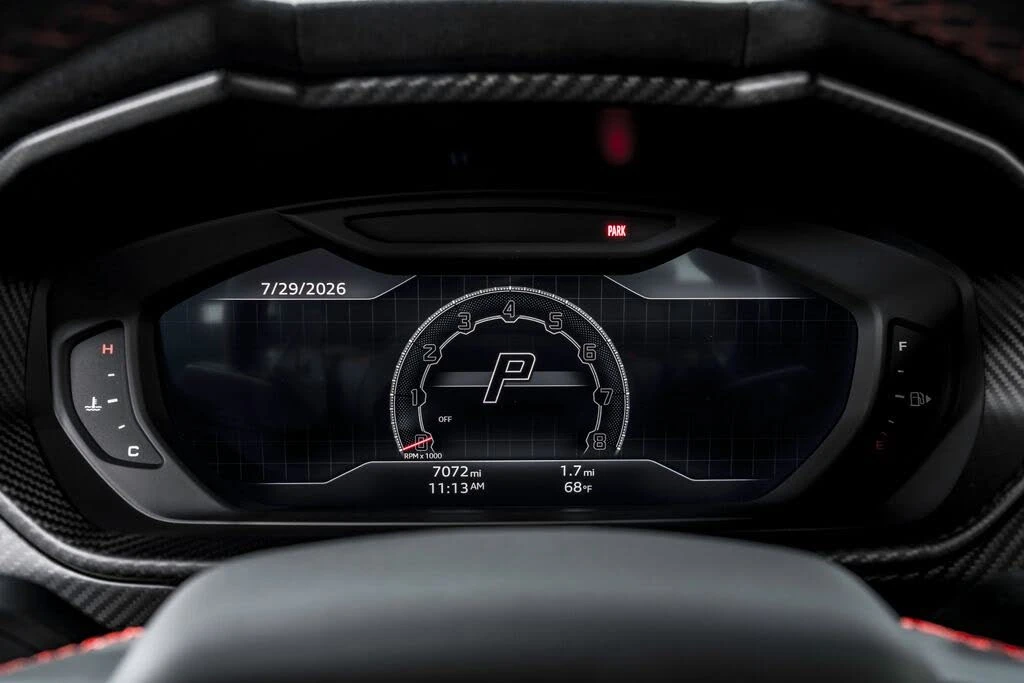 2023 Lamborghini Urus Performante - Image 15 of 31