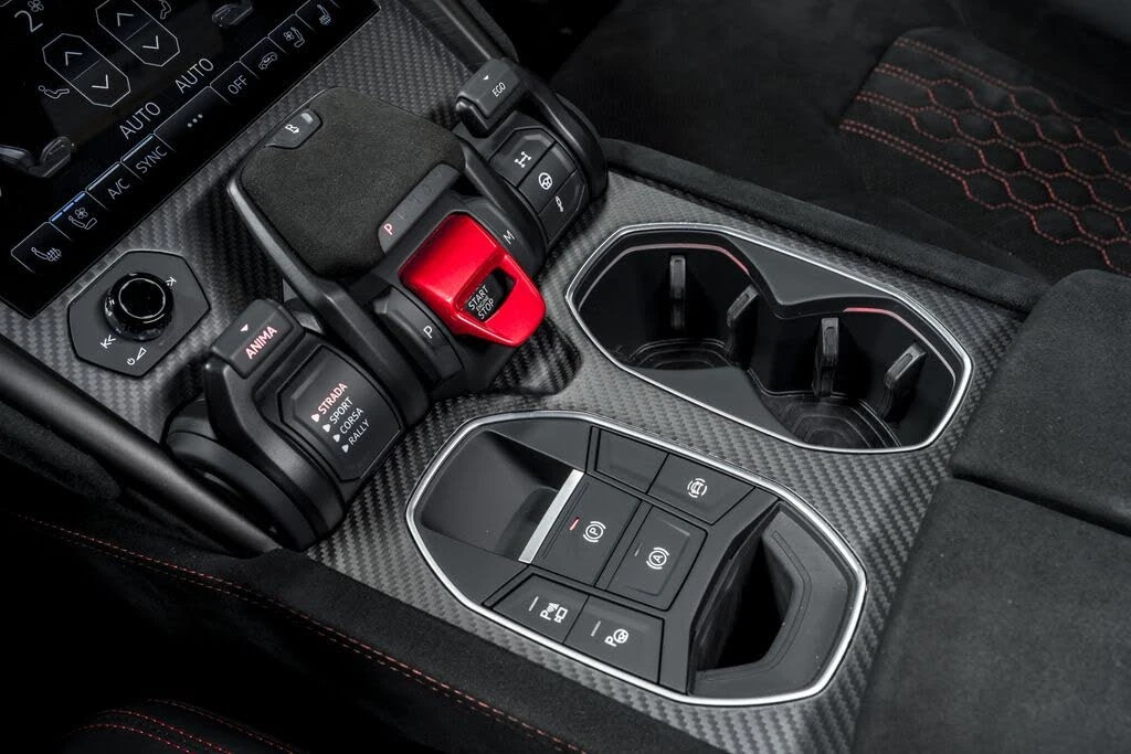 2023 Lamborghini Urus Performante - Image 30 of 31