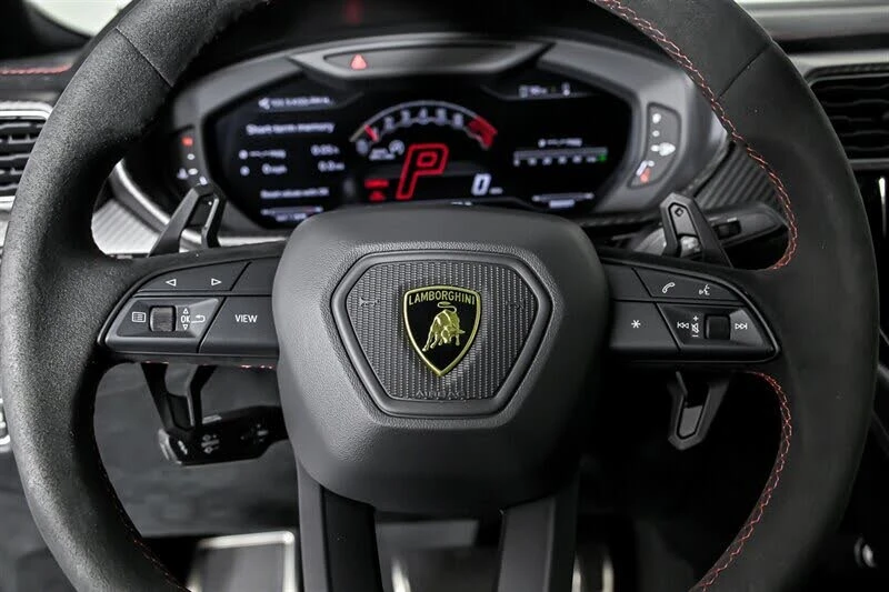 2023 Lamborghini Urus Performante - Image 27 of 31