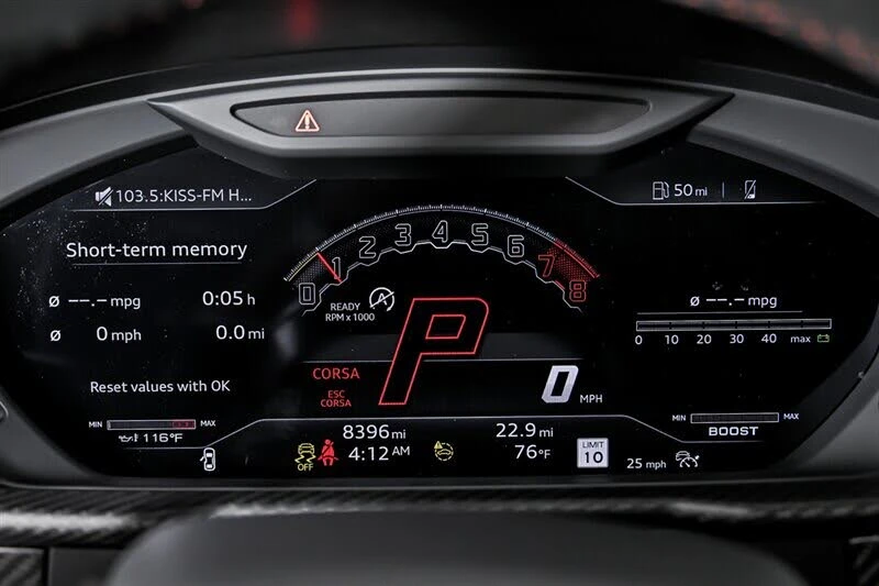 2023 Lamborghini Urus Performante - Image 26 of 31
