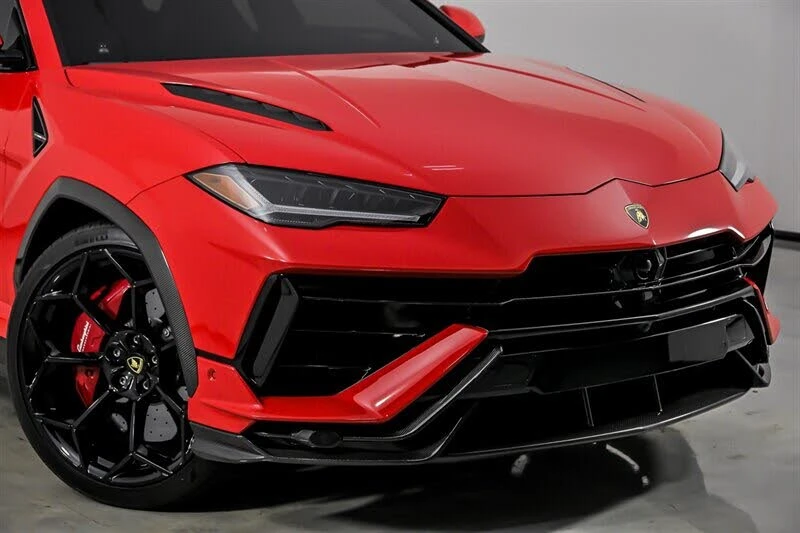 2023 Lamborghini Urus Performante - Image 2 of 31