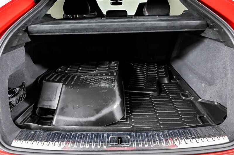 2023 Lamborghini Urus Performante - Image 11 of 31
