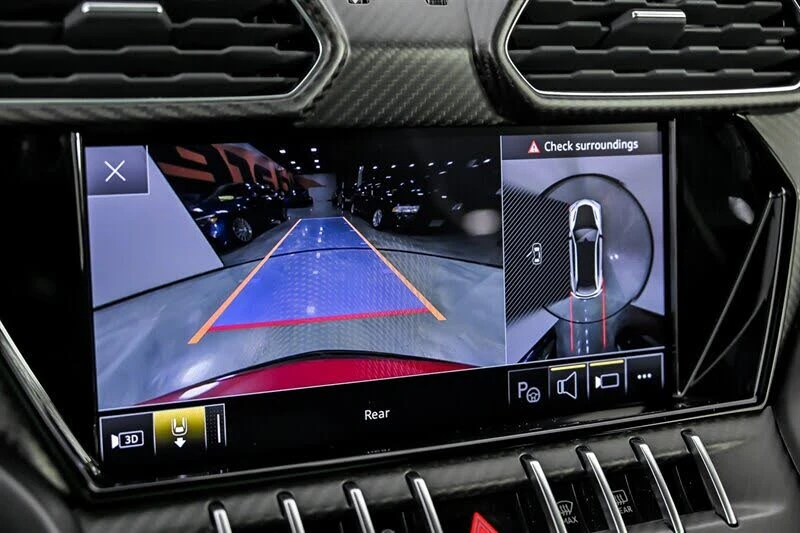 2023 Lamborghini Urus Performante - Image 31 of 31